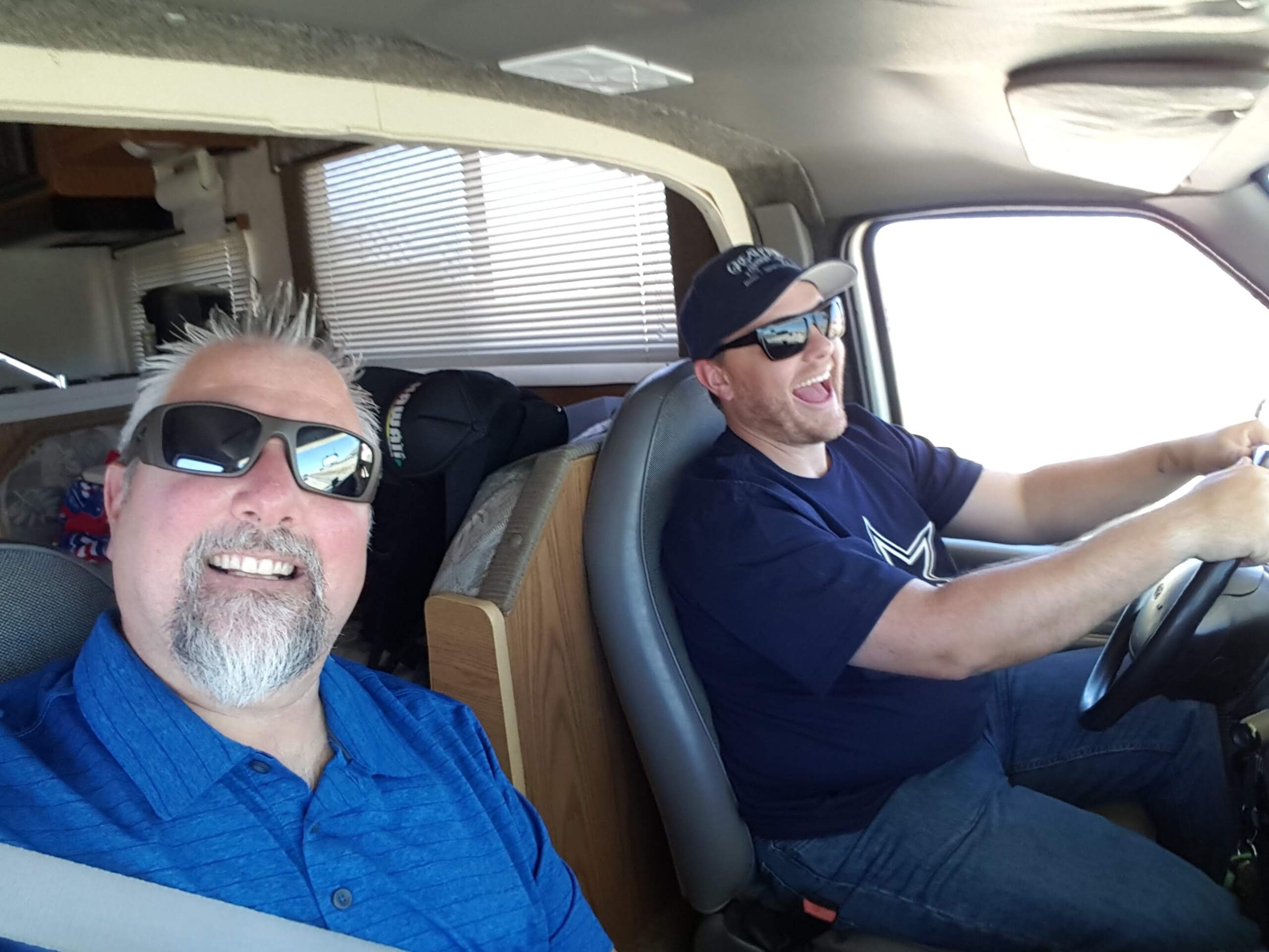 Reno to Texas: 2 Fat Cats in an RV